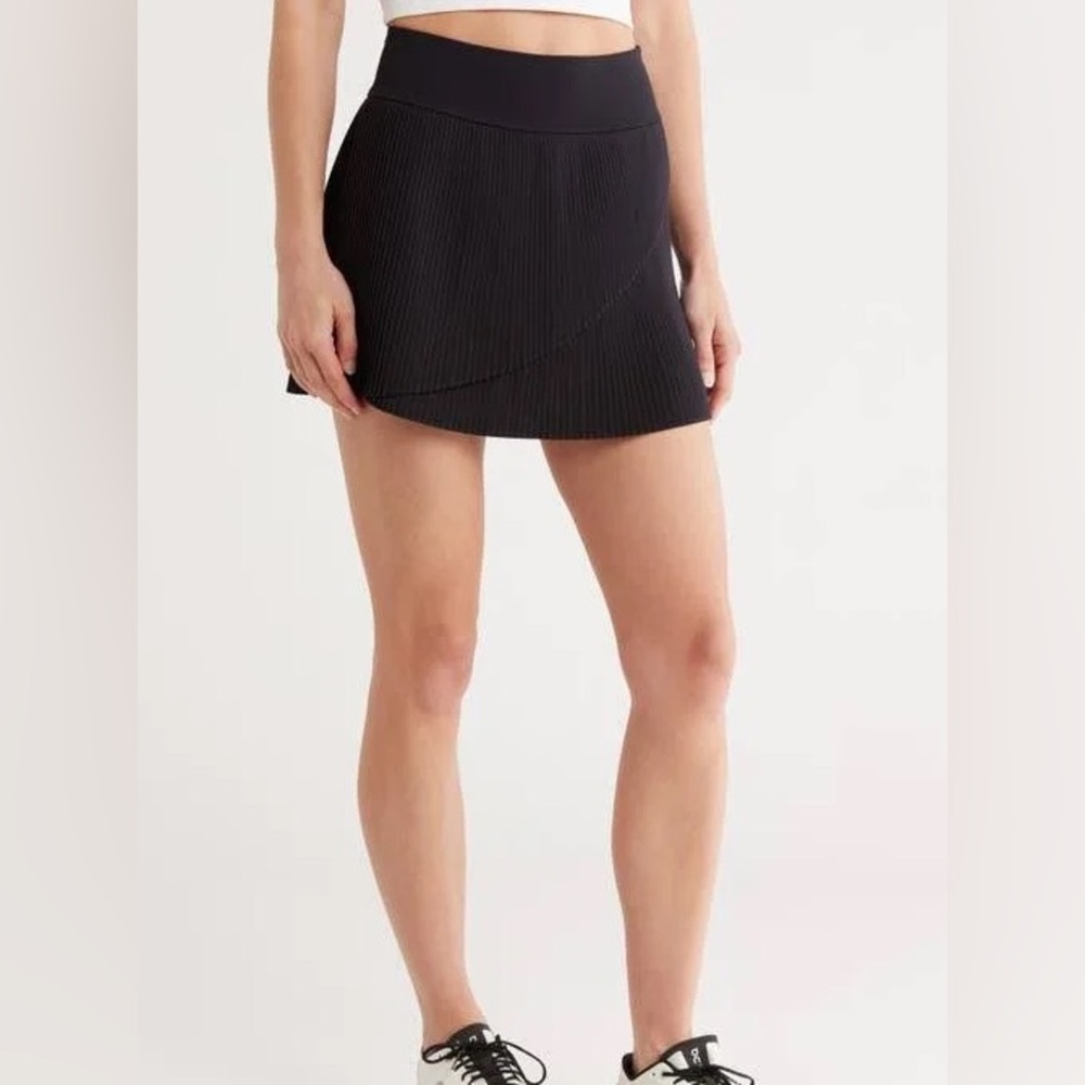 Yogalicious Black Mini Skirt